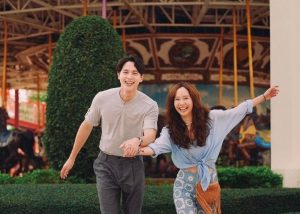 معرفی سریال تایلندی به سوی ماه To the Moon and Back