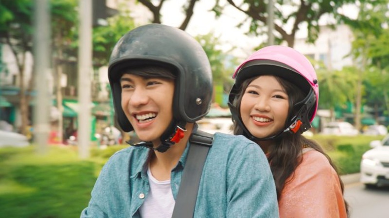 معرفی 10 تا از بهترین فیلم های سینمایی تایلندی - فیلم دید جانبی