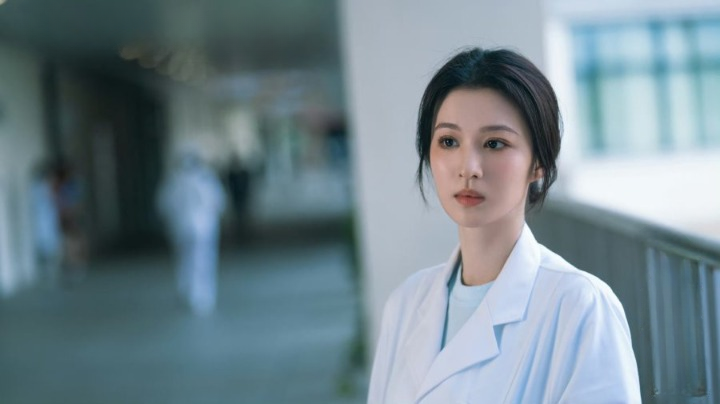 بهترین سریال های پزشکی چینی - سریال چین آتش بازی قلبم
