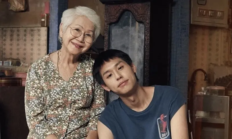 معرفی 10 تا از بهترین فیلم های سینمایی تایلندی - فیلم چگونه با مرگ مادربزرگ میلیونر شوم